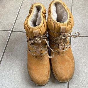 Timberland snow boots